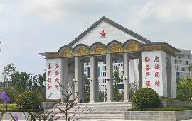 츮У